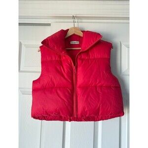 red cropped puffer vest